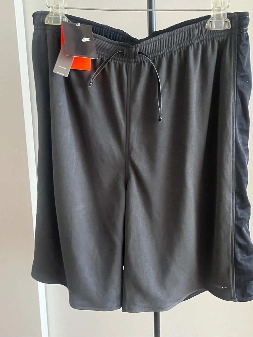 NWT Nike Athletic Training Walkin Soccer Workout Shorts Reversible Black Gray XL